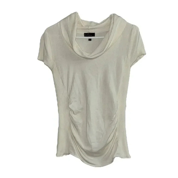 Takeout turtleneck top size XL This elegant cream cowl neck top - Picture 1 of 3